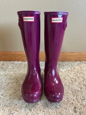 Hunter Original Kids Gloss Tall Buckle Boots Violet. Girls 6, Boys 5. JFT6000RGL
